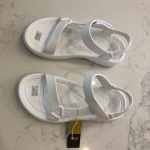 New White TEVA Hurricane Drift Sandal
